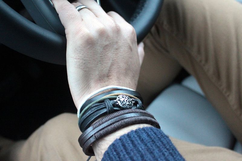 Pulsera de Hombre - Verde y Natural (color aleatorio)
