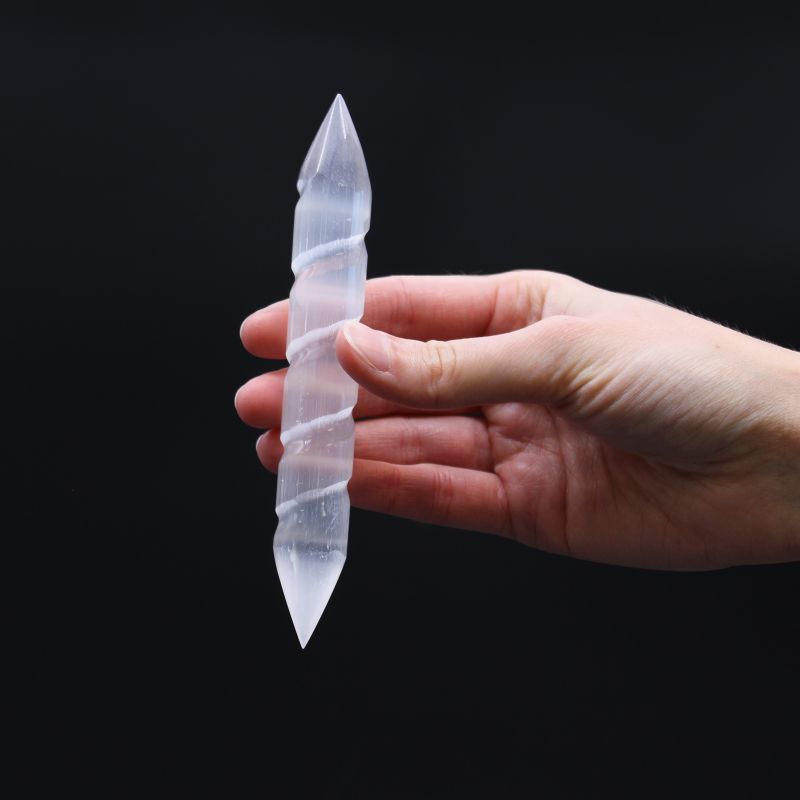Varita Espiral de Selenita - 16 cm (Ambos extremos punta)