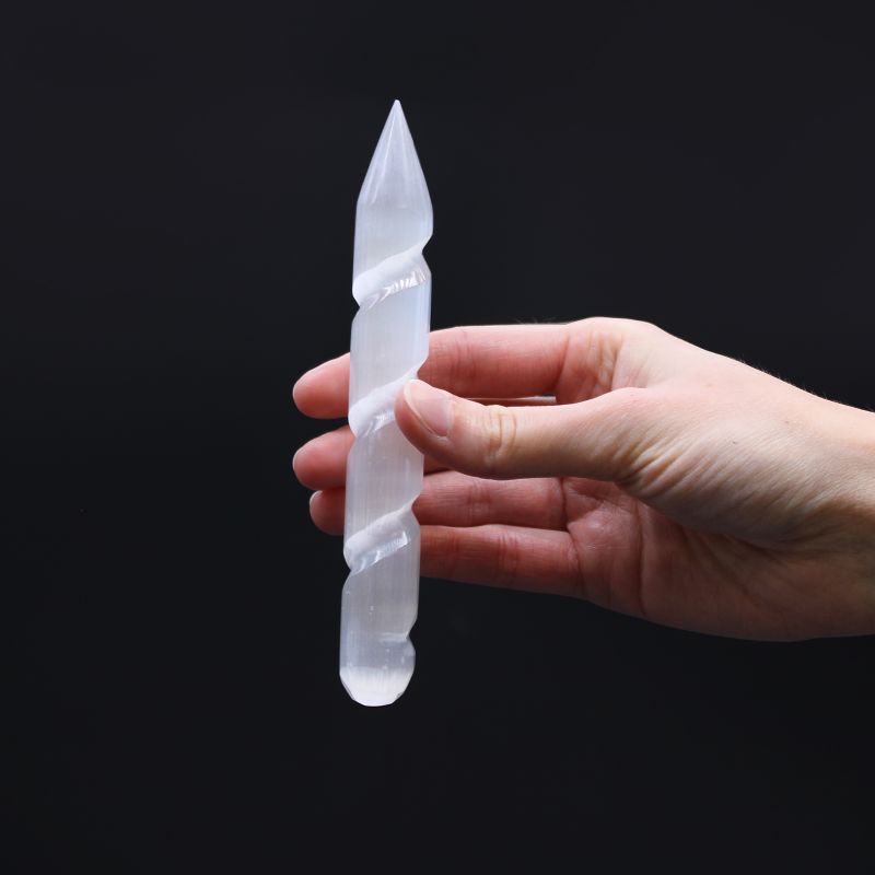 Varita Espiral de Selenita - 16 cm (Punta en 1 Extremo)