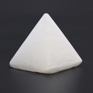 Pirámide de selenita - 5 cm