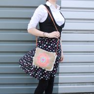 Bolso con flecos - Bordado Mandela