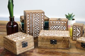Caja de Madera Blanca - 6x4 Aztec Design