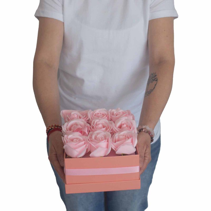 Caja de Regalo - Flor de Jabón 9 Rosas Rosas - cuadrado