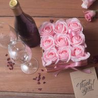Caja de Regalo - Flor de Jabón 9 Rosas Rosas - cuadrado