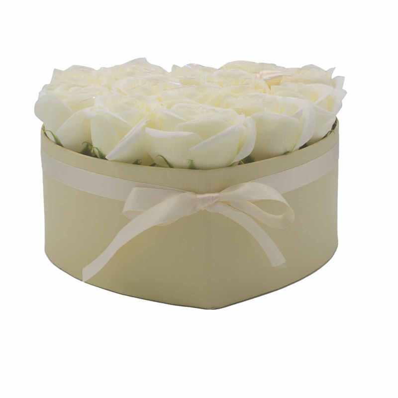 Caja de Regalo - Flor de Jabón 13 Rosas Crema - corazon