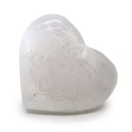 Corazón de selenita - 7-8cm - Mandala Grabada
