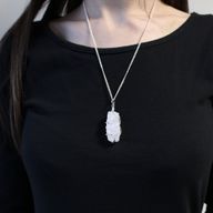 Collar de gemas envueltas en espiral - Opalita en bruto