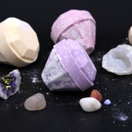 Bomba de Baño de Piedras Preciosas - Blanca y Roja