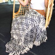 Mantas Boho Comfort - Negro y Beige Regency