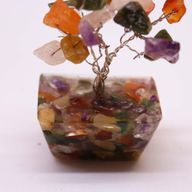Mini árbol de piedras preciosas sobre base de orgonita - Piedras múltiples (15 piedras)
