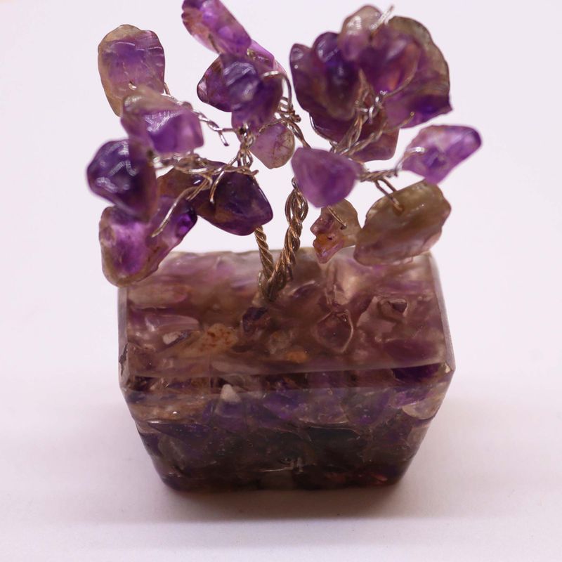 Mini árbol de piedras preciosas sobre base de orgonita - Amatista (15 piedras)