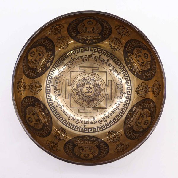Cuenco Tibetano Curativo Grabado - 21cm - Om y Buda