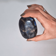 Piedras de Labradorita de Madagascar - Tumba (aprox 80-168g 40-60mm)