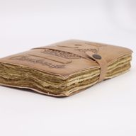 Cuaderno Jaque Mate - Marrón Claro con Bordes Desgastados