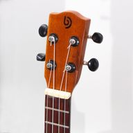 Ukelele Artesanal - Acabado Sunburst Naranja (4 Cuerdas)