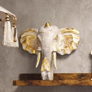 Estatuas Talladas en Madera