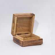 Caja Cuadrada Esmaltada Pequeña 10x10x4.2cm - Seta Granate