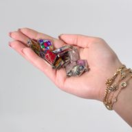 Colgantes en forma de diamante con carcasa de acero - Chips de gemas y conchas Surtido