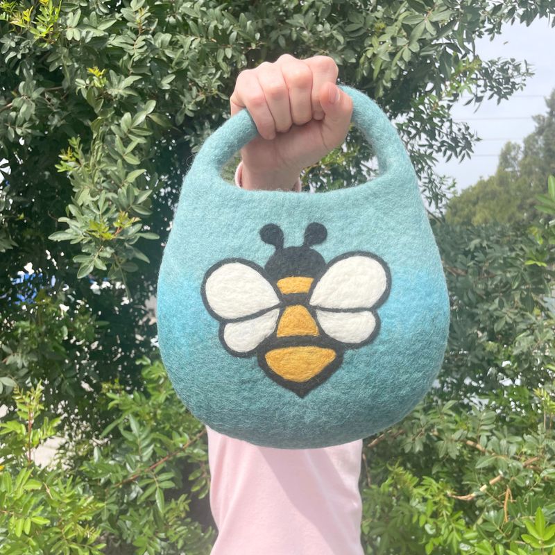 Bolsa de fieltro para abejas - Un asa con imán - Azul y verde