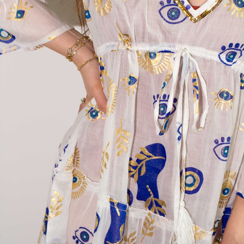 Vestido Nomad Sari Ojo Maligno – Blanco, Azul y Oro – Talla M/L