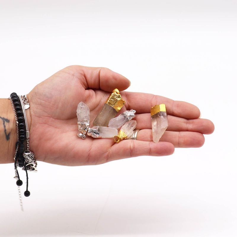 Colgantes de cuarzo transparente bañados en oro y plata (6 unidades surtidas)