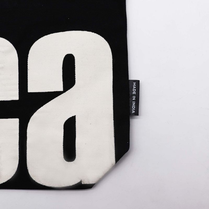 Bolso Básico Icónico - Mi Vida Loca - Negro natural 10 oz (36 x 43 x 10 cm)