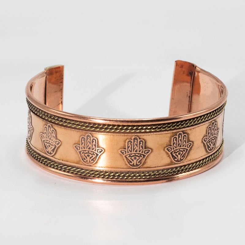 Pulseras de cobre con banda ancha y decoración de latón (surtidas)