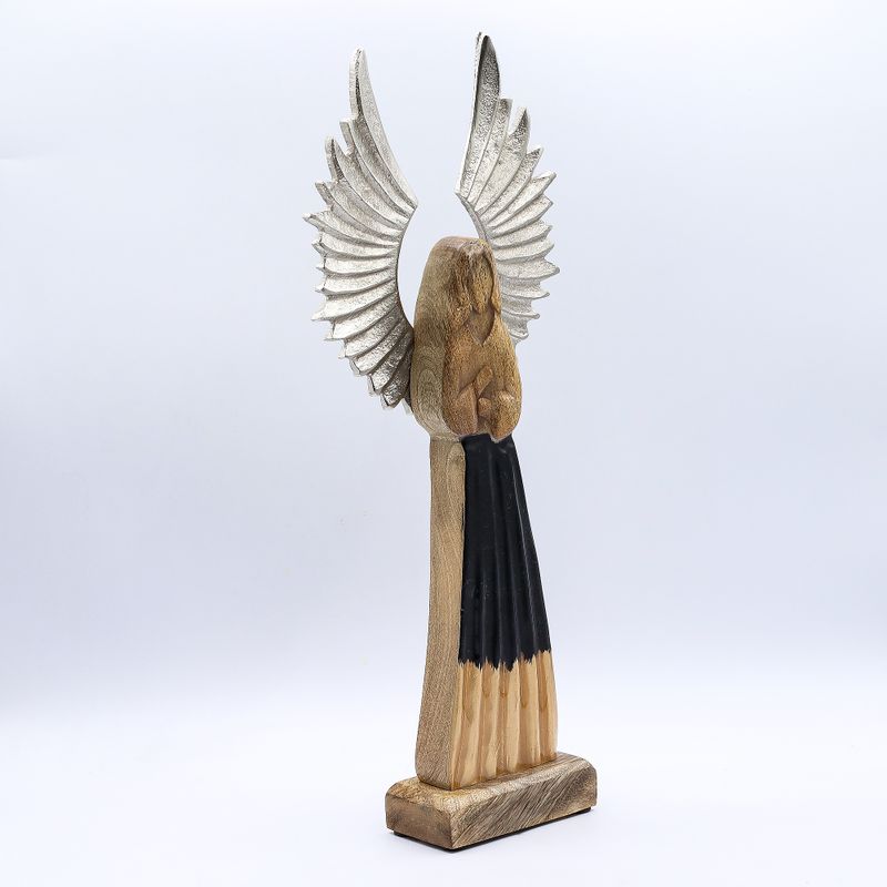 Ángel guardián de madera de mango grande, alas de metal y detalle esmaltado