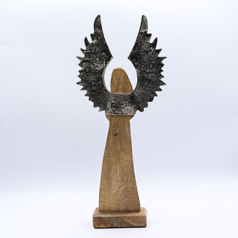 Ángel guardián de madera de mango grande, alas de metal y detalle esmaltado