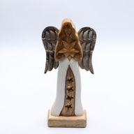 Gran estrella de madera de mango, alas de ángel metálicas y detalle esmaltado