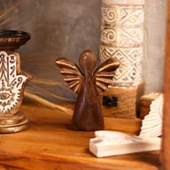 Ángel de madera de mango mediano - decoración dorada