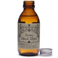 Agua de ritual de bruja antigua - Isla de Avalon