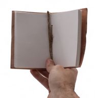 Cuadernos de cuero medianos surtidos (5 x 3,5") - Vitrina