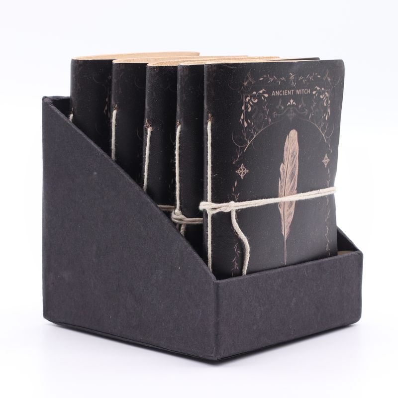 Cuadernos de rituales de brujas surtidos - Cuero (15,2 x 11,4 cm) - Vitrina
