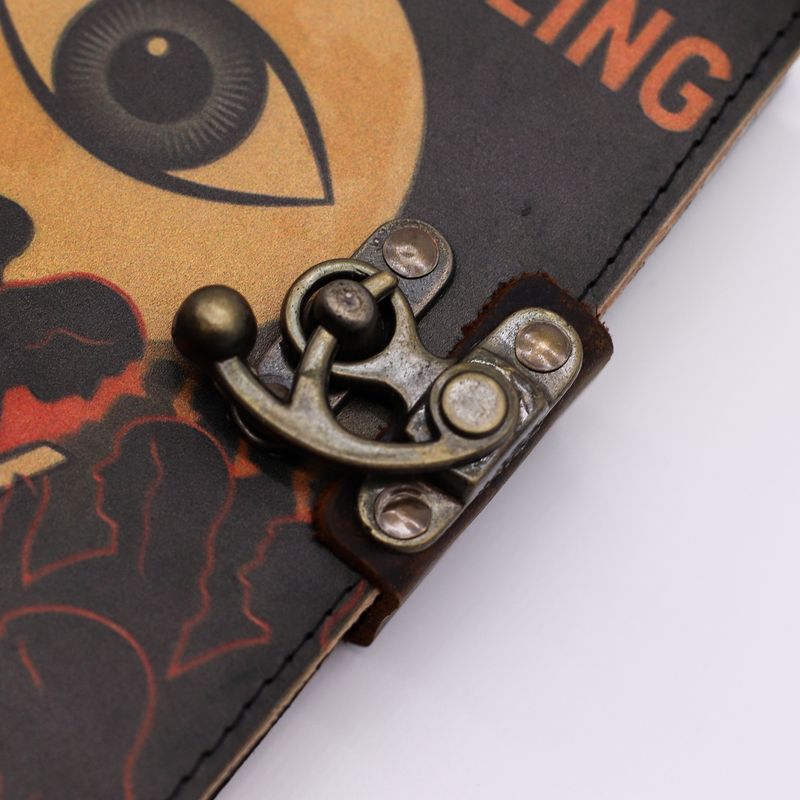 Cuaderno impreso en cuero – Detén el doomscrolling