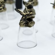 Vasos de chupito Bottom Up (25ml) - Bosque y Criaturas Místicas - Bronce Antiguo