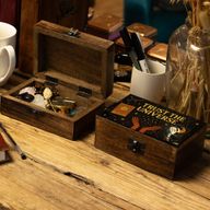 Caja esmaltada mediana - Confía en el Universo