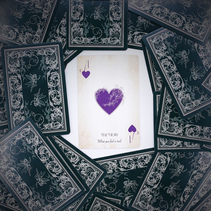 Reino de las Hadas: Cartas para jugar y de oráculo – Tema de hadas