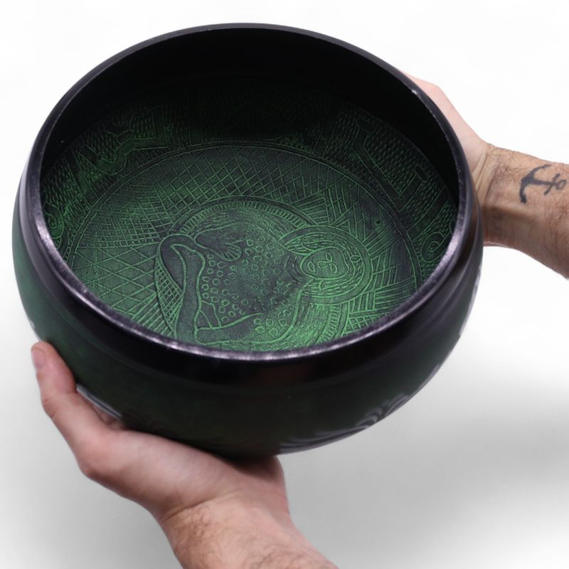 Cuenco tibetano de canto con forma de hongo - Verde musgo (23x10,5 cm, 1,3 kg)