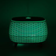 Aromaterapia Futurista con estrías - USB - Cambio de color - Control remoto