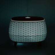 Aromaterapia Futurista con estrías - USB - Cambio de color - Control remoto