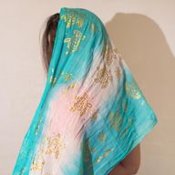 Nomad Sari Pañuelo de Verano – Estampado de Tortugas – Turquesa (180 × 50 cm)