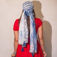 Nomad Sari Bufanda estampada de Marbella para verano - Azul con dorado (180x50cm)