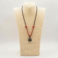 Colgantes geniales de piedras preciosas - Buda de obsidiana Sliver
