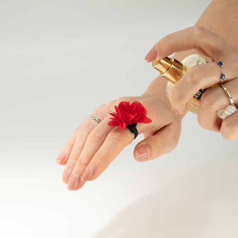 Anillo difusor de chiffón con fragancia – Rojo rosa