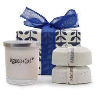 Set de Regalo: Bombas de baño Sal Marina y Musgo & Dolly Azul + Vela de Violeta de Parma