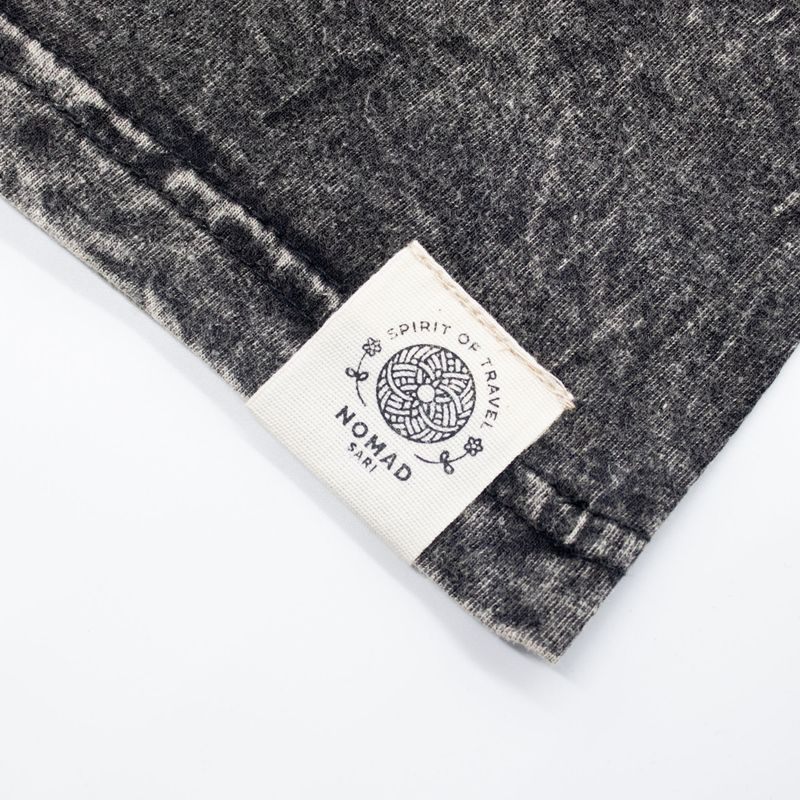 Nomad Sari Camiseta de algodón lavado a la piedra - Brújula de la Vida - Gris carbón - XL