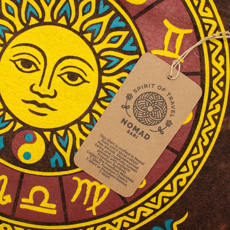 Nomad Sari Camiseta de algodón lavado a piedra - Sol y Zodíaco - Marrón - XL