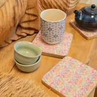 Conjunto de 4 posavasos cuadrados - Floral bonito