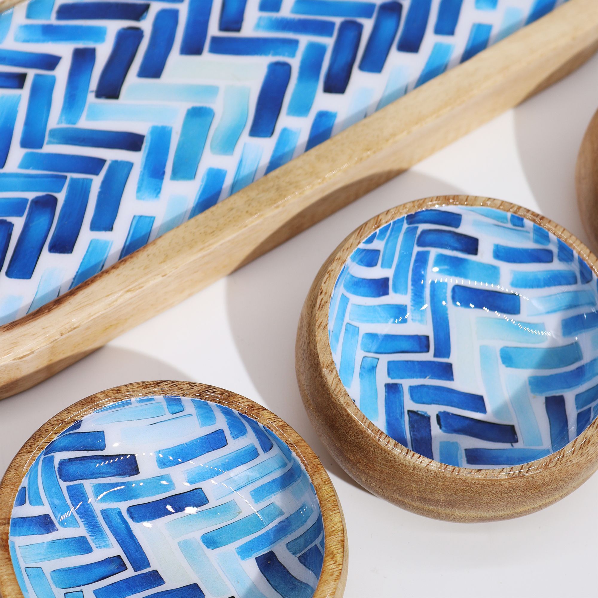 Cuencos, Bandejas y Posavasos de Madera de Mango